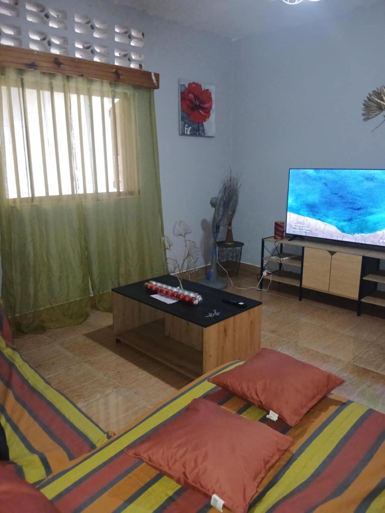 Ami Lodge Mamoudzou Ngoại thất bức ảnh